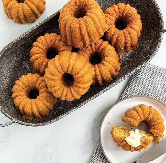 Nordic Ware Platinum Collection Anniversary Bundtlette Pan