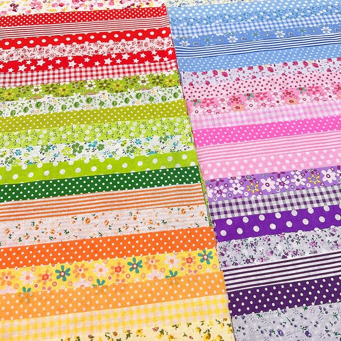 7Pcs 9.8" x 9.8"(25 * 25CM) Cotton Fabric DIY Making Supplies Quilting Patchwork Fabric Fat Quarter Bundles DIY for Quilting Cotton Patchwork Cushions (red/Green, 9.8" x 9.8")